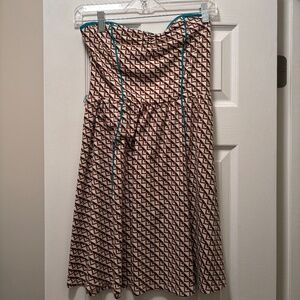 Strapless geometric dress